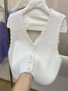 เสื้อกั๊กถักคอวี กระดุมแถวเดียว สำหรับผู้หญิง เสื้อสเวตเตอร์ เสื้อกั๊ก แฟชั่นฤดูใบไม้ร่วง ดีไซน์ใหม่ เสื้อชั้นใน เสื้อคลุม เสื้อคลุม