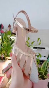 Giày sandal nữ cao gót 6cm hàng hiệu rosata hai màu đồng chì thời trang cao cấp ro526