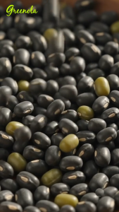 Greenola Black Mung Beans 1kg | 500g | 250g