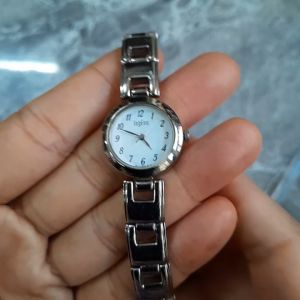 Đồng hồ nữ ALBA sang trọng second hand si nhật- đã qua sử dụng