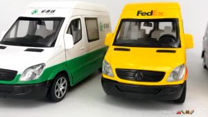 TWH DIECAST MOBIL EKSPEDISI PAKET FEDEX EXPRESS MERCEDES BENZ SKALA 1:32 Mainan DENGAN LAMPU DAN SUARA HADIAH KADO PREMIUM