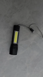 Mini Torch Light LED Flashlight Zoom Function 3 Mode Build in Battery YH513