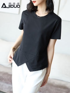 เสื้อยืดคอกลมแขนสั้นผู้หญิงฤดูร้อน 2025 ใหม่ ไม่สมมาตร สีสันสดใส ทรงหลวม ความยาวปกติ เสื้อผ้าทำงานแบบเรียบง่าย