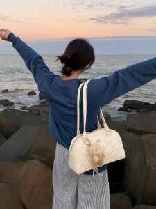 WhiteBoston Shoulder BagWomensNewFashingDeliqueToulePortableShoppingBallBagMatElDuerConvenienceSoftHandbagSquareShapa