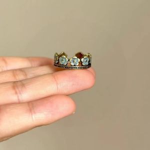 Thời Trang Sành Điệu Nhẫn Hoa Màu Xanh Cổ Điển Kiểu Pháp Nhân Tạo Bèo Hoa Openwork Thiết Kế Sang Trọng Đa Năng Nhẫn Chỉ Mục