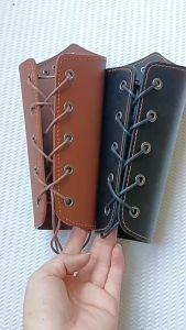 Gelang Tangan Kulit Lebar Gaya Punk Braid Warna Coklat & Hitam Aksesoris Fashion