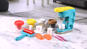 Playgotoys ของเล่นเสริมพัฒนาการ โดว์เซ็ตเครื่องชงกาแฟ 4 x 2 ออนซ์(8251)