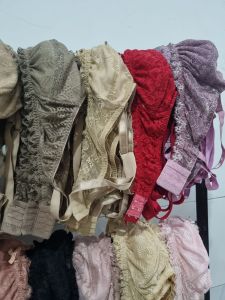 BRA BH BRUKAT 34 36 38 40 42  Brukat halus tidak gatal