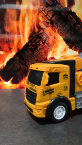 Mainan Mobil Remot Kontrol RC Truk Molen Semen Dumper Mixer Alat Besar Heavy Industries