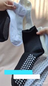 Kaos Kaki Dewasa Kesehatan Graphene Grafena Terapi Anti Slip Bahan Katun