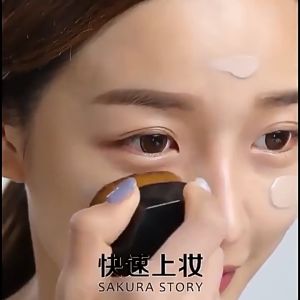 แปรงทารองพื้น เกลี่ยรองพื้น แปรงพกพาแต่งหน้า แบบมีกล่อง เครื่องมือแต่งหน้า brush