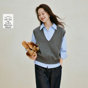 INMAN | Slim V-Neck Layered Wear Intellectual Style Knitted Sweater Vest
