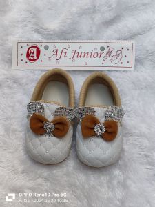 SEPATU BAYI PEREMPUAN LUCU MODEL BUNGA FITA USIA 0-12 BULAN