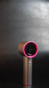 Dreepor Mini Fan: A High-Speed Handheld Fan for Your Outdoor Adventure