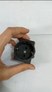 Stop Kontak Tanam 250V: Pilihan Terbaik untuk Rumah Anda