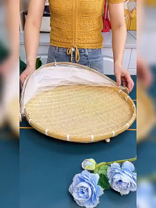Bamboo Food Tent Hand-Woven Bamboo Serving Hoods Fruit Vegetable Tray with Mosquito Net Dustproof Round Picnic Basket