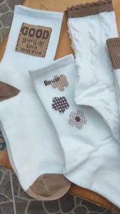 BB02 kaos kaki fashion wanita panjang tinggi bawah betis motif love awan smile good bunga kotak renda warna putih korean socks