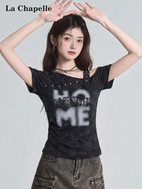 La%20Chapelle%20%7C%20Letter%20Print%20Off-Shoulder%20Slim%20Fit%20Short%20Tee%20-%20Image%204