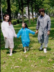 เสื้อกันฝน EVA ชุดกันฝน เสื้อกันฝนแฟชั่น PE ชุดกันฝนผู้ใหญ่ ชุดกันฝนผู้ชาย สไตล์เกาหล เสื้อกันฝนใส ทน สไตล์เกาหล และมีน้ำหนักเบา