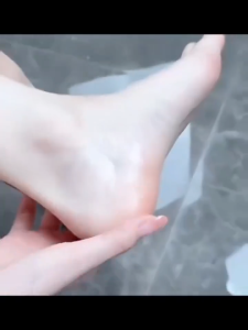 SADOER -FOOT AND HEEL CREAM OBAT KAKI PECAH DAN KERING AMPUH ORIGINAL 60G