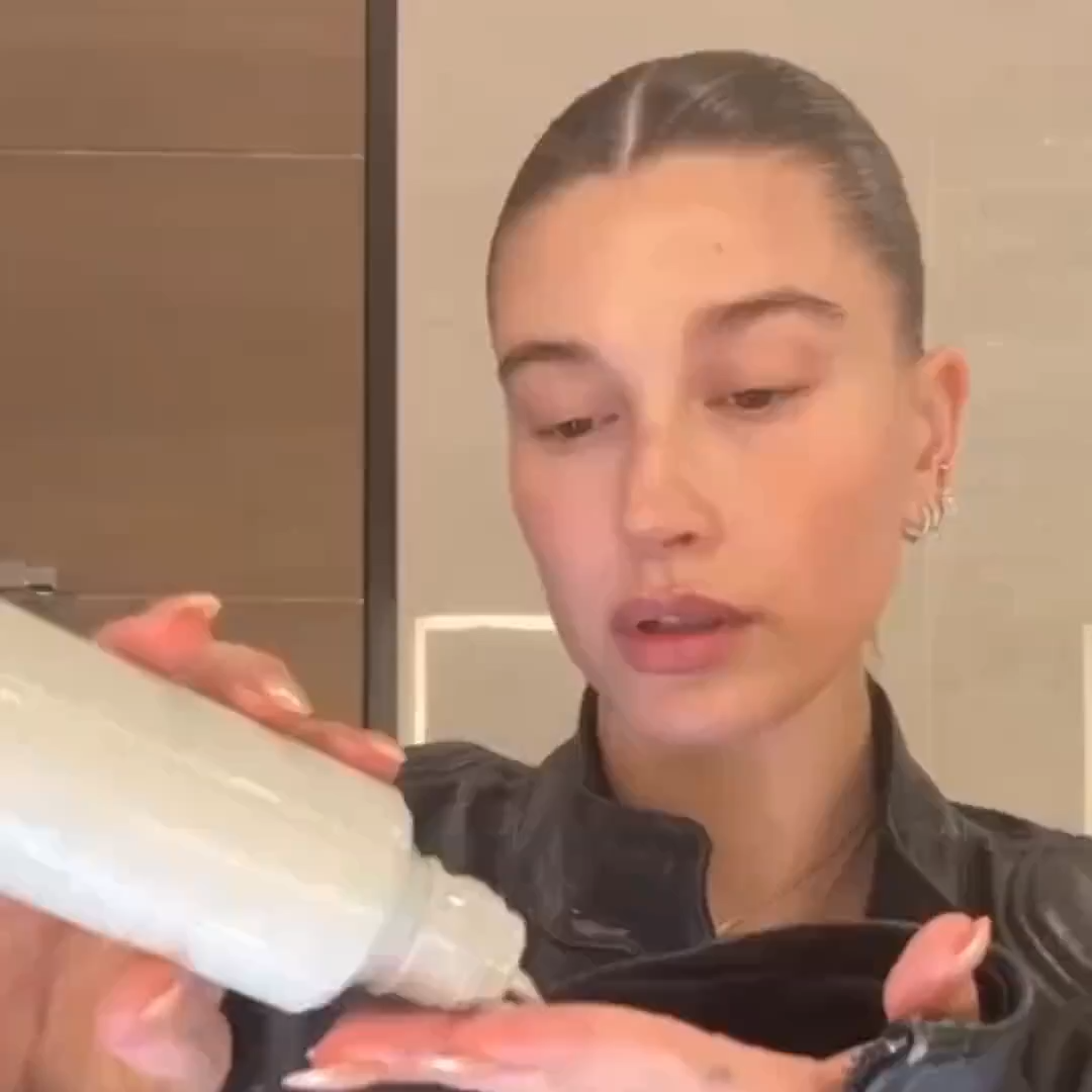 Rhode Glazing Milk Ceramide Facial Essence 140mL All day hydration