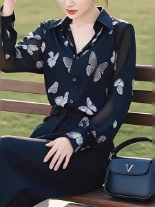 เสื้อเชิ้ตผู้หญิงพิมพ์ลายผีเสื้อสีดำหรูหราสไตล์ฝรั่งเศส ทรงหลวม แขนยาว ปกโปโล คอตั้ง ปกติ ฤดูร้อน 2025