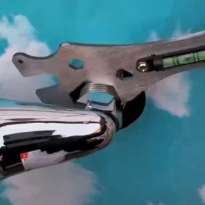 ประแจห้องน้ำอเนกประสงค์ วัสดุสเตนเลสหนา กันสนิม ประแจหกเหลี่ยม ประแจหกเหลี่ยมอเนกประสงค์ มีที่วัดระดับน้ำ เครื่องมือช่างประปาอเนกประสงค์