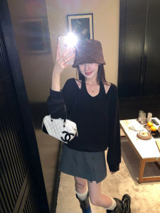 Warm Sunlight Fine Rain YANGRUOYU Womens Knitted Hoodie Neck Hanging Design Shoulder Exposure Casual Style Cotton Blend Sweatshirt