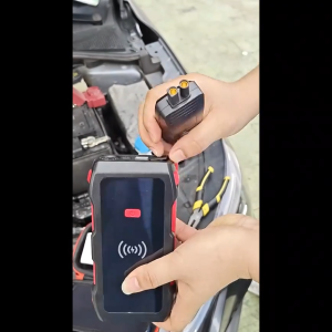 จั๊มแบตรถยนต์ จั๊มสตาร์ทรถยนต์ 12V เครื่องชาร์จรถยนต์แบบพกพา 108000mah ด้วยแบตเตอรี่ลิเธียมที่มีประสิทธิภาพสูง รองรับการเริ่มรถได้รวดเร็ว ปลอดภัยใช้งานง่าย สะดวกพกพา เหมาะสำหรับสถานการณ์ฉุกเฉินการขับขี่รถยนต์ทุกแบบ