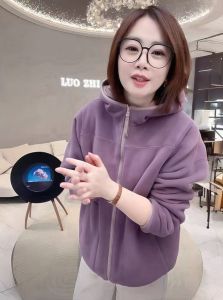 Fleece Insulated Windproof Hooded Thick Jacket Womens