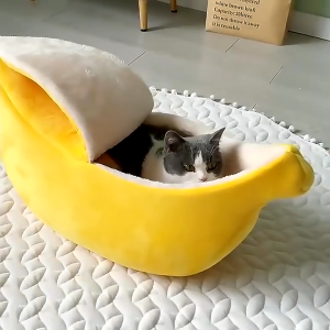 Banana Shape Dog Cat Beds Short Plush Pet House Soft Cozy Yellow Pet Bed Easy To Detach Clean Pet Bed