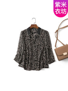 เสื้อเชิ้ตผ้าชีฟองแขนสั้นสำหรับผู้หญิง ทรงตรง ปกโปโล ลายดอกไม้ ทรงเข้ารูป เสื้อเชิ้ตผู้หญิงวัยกลางคนที่หรูหราและสง่างาม