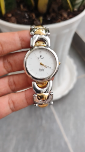 Đồng hồ nữ Cyma Thụy Sĩ chạy pin hàng si