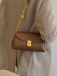 Retro High-End Womens Bag Spring Fashion Simple Underarm Pillow Bag Small Quality Crossbody Bag Soft Surface Magnetic Buckle