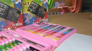 150 pcs Painting Set Colored Pencil & Art Supplies Set with Painting Drawing for kids Coloring Painting Sets