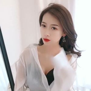 ANTING KOREA PEREMPUAN DEWASA HIASAN LOVE HATI AKSESORIS TELINGA BAHAN ALLOY BERKUALITAS ANT79 ZIORRA