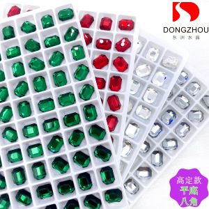 เล็บประดับเพชรคริสตัล a Dongzhou Green Emerald Flat Bottom Octagonal เครื่องประดับเล็บสำหรับทุกสภาพผิว