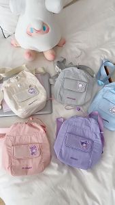 🛎️ วัยรุ่นเทสดีสะพายกัน กระเป๋าสะพายคาด ขนาด 16×12×7 cm วัสดุผ้าไนล่อน 100% ปากกระเป๋ามีหูรูดปิด ด้านหน้ามีช่องใส่ของ