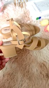 รองเท้าผู้หญิงแบรนด์ Marco รูปลักษณ์ A1004 สายสันสุด 1.5 นิ้ว ร้องเท้าส้นสูง ผ้าเครื่องดิ้าย ผ้าสังเคราะห์เกรด A ไม่กดเท้า