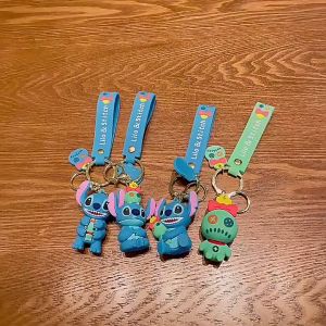 Móc khóa Silicon Stitch xanh treo chìa khóa túi xách balo siêu cute