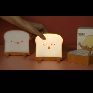 Lampu Tidur Roti Tawar bentuk Toast Phone Holder Lampu hias imute