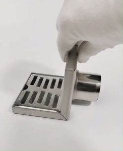 [GIORGIO ARMANI MALL]ตะแกรงระบายน้ำ ท่อระบายน้ำติดผนังชิดมุม สแตนเลส 304 ทรงสี่เหลี่ยมเข้ามุม  FDHS-653