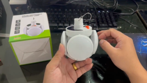 [พร้อมส่ง] โคมไฟ LED แคมป์พลังงานแสงอาทิตย์โคมไฟเต็นท์พร้อมตะขอชาร์จไฟผ่าน USB กันน้ำไฟพับได้แบบพกพาสำหรับกลางแจ้งเต็นท์บ้านลานบ้านในร่มไฟฟ้าดับ 2029