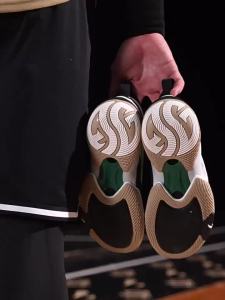 361° | Durable Training Sneakers