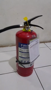 Alat Pemadam Kebakaran Apar Pemadam Api 3 kg Apar Set Lengkap 3kg Alat Pemadam Semprot