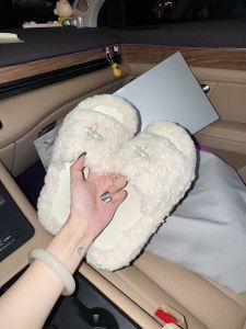 White Fluffy Slippers Womens Outdoor Wear 2025 New Cotton Slippers Anti-slip Soft Bottom Warm Comfortable Home Shoes