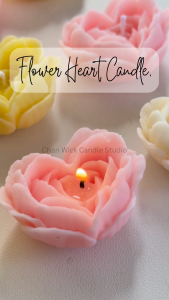 Souvenir Candle / Flower Heart/ Aesthetic Candle