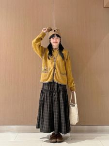 2024 Autumn and Winter Check Lace Split Mid Length Long Length Skirt Womens High Waist Slim Looking Elastic Waist A- line Large Hem Umbrella Skirt