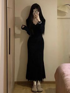 ชุดเดรสยาวคอตัวสี่แขนยาวทรงเอเข้ารูปสำหรับผู้หญิงในฤดูใบไม้ร่วงและฤดูหนาว กระโปรงทรงเอเอวสูงลายลูกไม้ ชุดเดรสยาวสำหรับใส่ไปงานวันเกิด