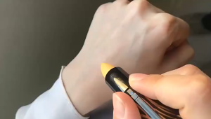 CHAFFUL Cherry Lipstick Color changing lipstick Transparent moisturizing lipstick 3.8g